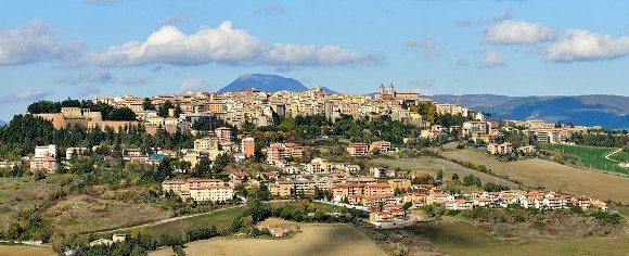 Quarta tappa – Da Muccia o da Camerino a Belforte del Chienti (Via Lauretana)