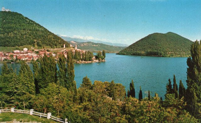 Bike tour following the itinerary of St Francis from Piediluco to Assisi